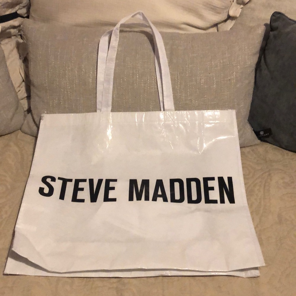 Steve Madden reusable bag